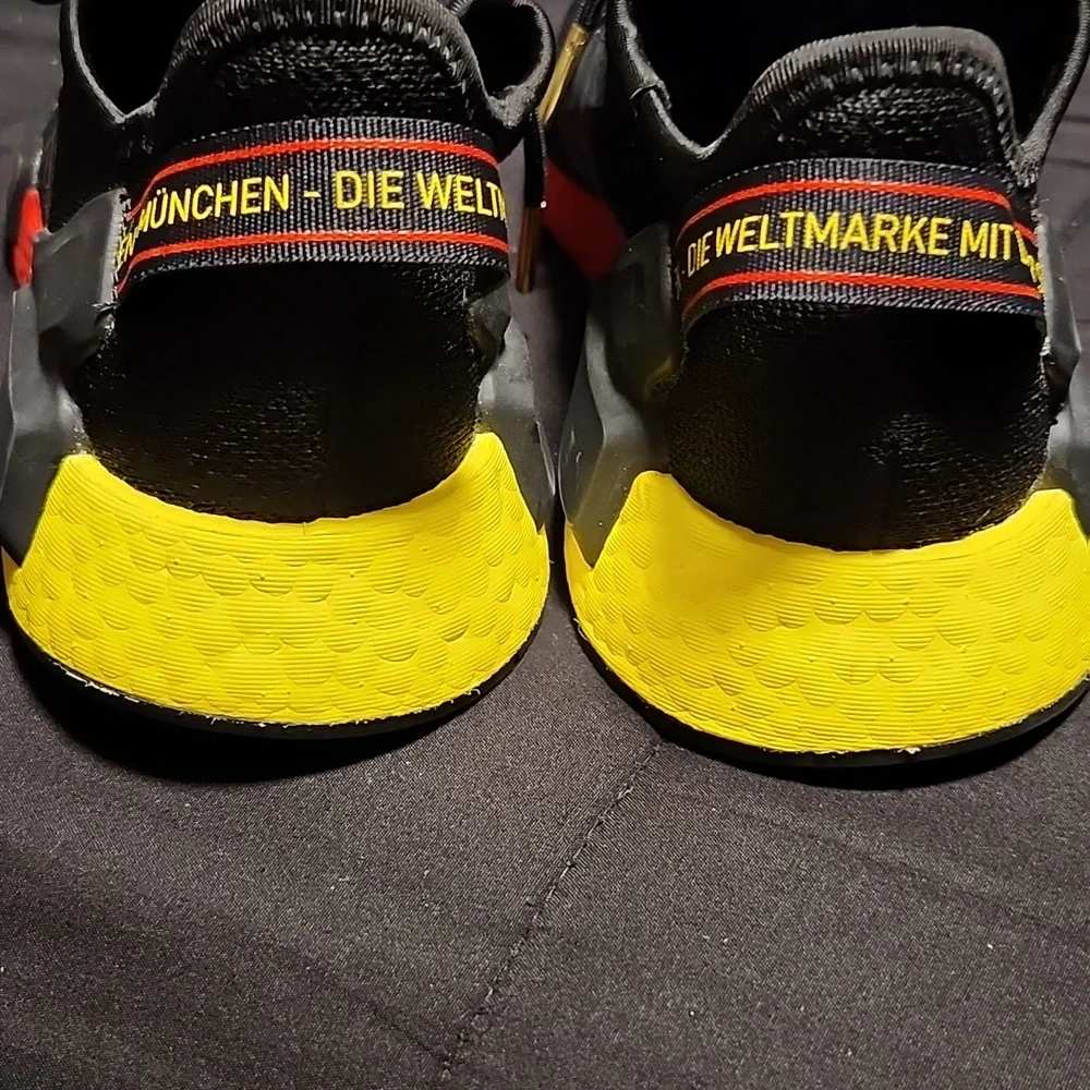 Adidas - Picture 3 of 9